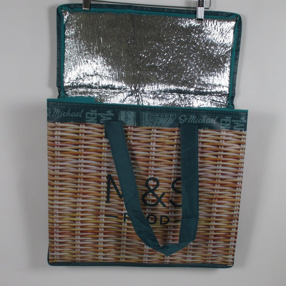 LARGE INSULATED M & S FOOD COOLER BAG - Picture 11 of 16